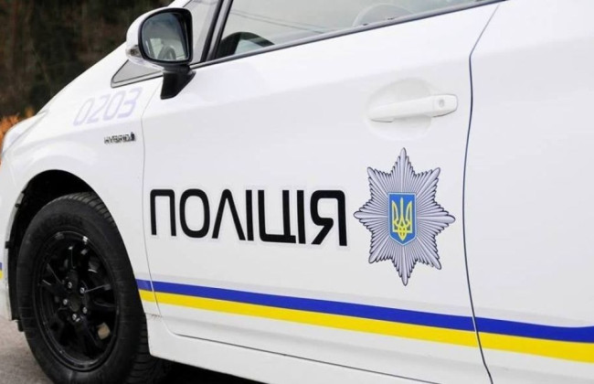 В Черкассах мужчина повредил 8 припаркованных автомобилей