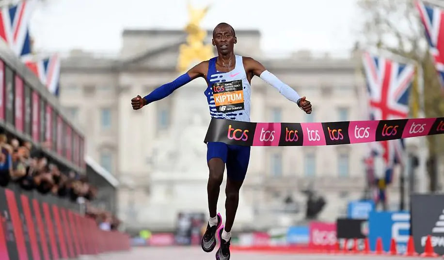 У Кенії в автокатастрофі загинув світовий рекордсмен з марафону Келвін Кіптум
