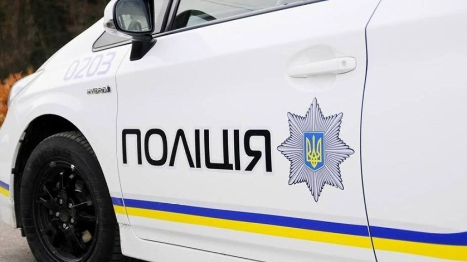 В Черкассах мужчина повредил 8 припаркованных автомобилей