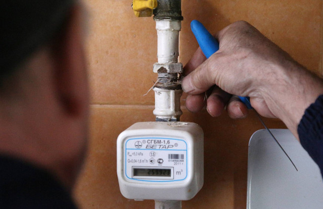 При проверке газового счетчика потребителя обнаружили признаки вмешательства и хотели оштрафовать на 150 тысяч: что решил суд
