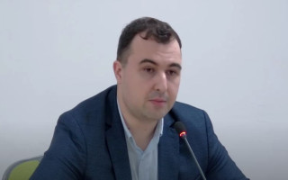 Кандидату на голову НАЗК, нинішньому голові ДІАМ Олександру Новицькому довелося пояснювати, чому технічним автором файлу його мотиваційного листа є співробітник НАЗК