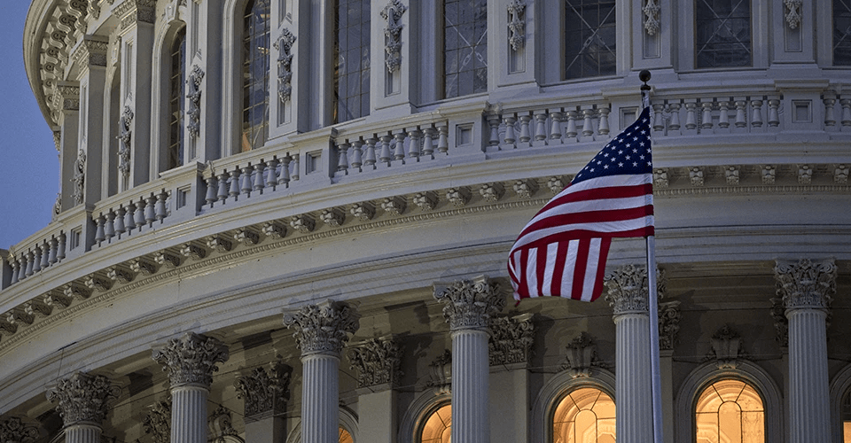 Сенат США проголосовал за законопроект, включающий $60 млрд помощи Украине
