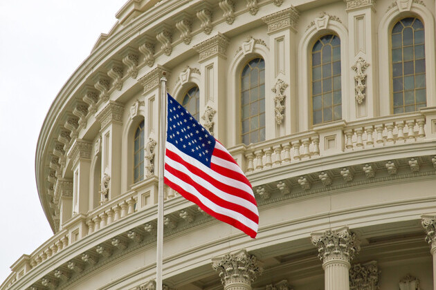 Сенат США проголосував за припинення дебатів щодо законопроєкту про допомогу Україні