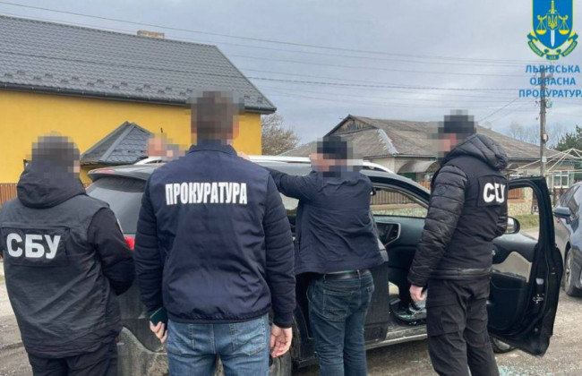 Взятки за беспрепятственный отпуск древесины: разоблачили чиновника одного из филиалов «Леса Украины»