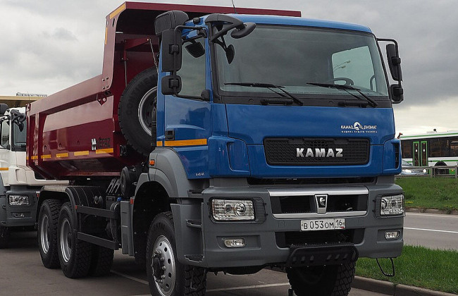 Mercedes-Benz продала свою долю в российском производителе «Камаз»