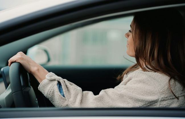 Где искать информацию об имеющихся автомобилях для сдачи практических экзаменов в МВД