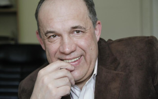 Студенты Института журналистики КНУ им. Тараса Шевченко требуют уволить преподавателя Никиту Василенко