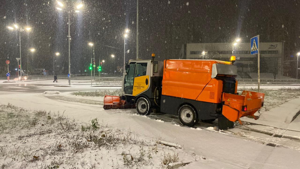 Уборка снега превратилась в ДТП: в Хмельницком судили коммунальщика