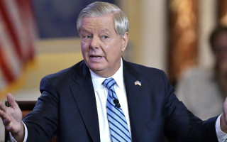 США должны оказывать помощь Украине в кредит или в обмен на полезные ископаемые, — американский сенатор