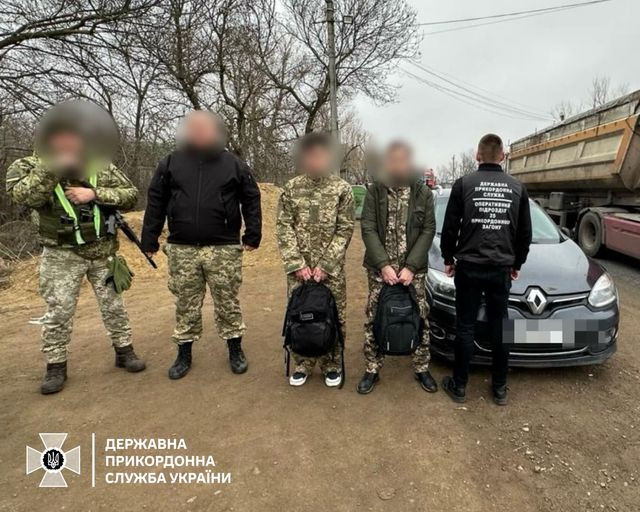 В Молдову пытались выехать псевдовоенные
