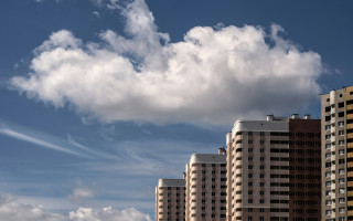 В Украине посчитали, сколько и кем стоит работать, чтобы приобрести собственное жилье в новостройке