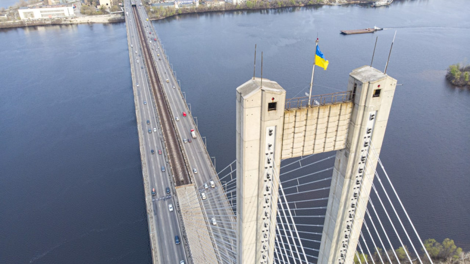 В Киеве готовятся к ремонту Южного моста: он обойдется бюджету более чем в 28 млн гривен