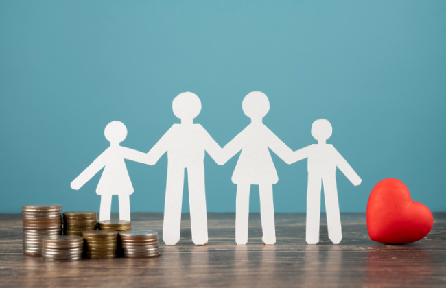 Имеет ли право на налоговую социальную льготу отец троих детей младше 18 лет, если одна из них жены и не усыновлена