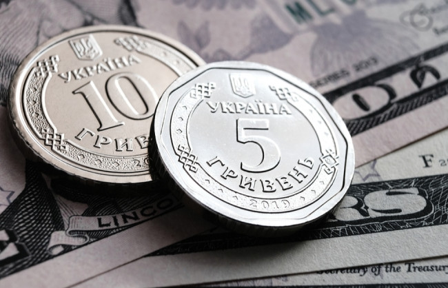 Официальный курс гривны потерял позиции: НБУ обнародовал обновленные данные