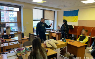 В Житомире мошенники под видом благотворительной помощи больным детям обманули граждан на более 12 млн гривен