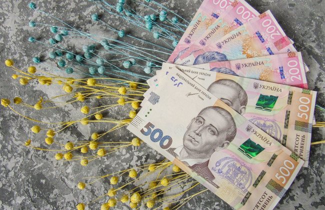 Недостатньо страхового стажу: на які виплати можуть розраховувати українці замість пенсії