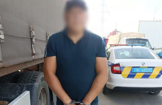 Иностранец, который в Киеве похитил у торговца более $5 000, предстал перед судом