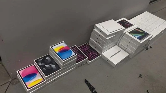 Львовянина оштрафовали на 1,4 млн грн за контрабанду техники Apple