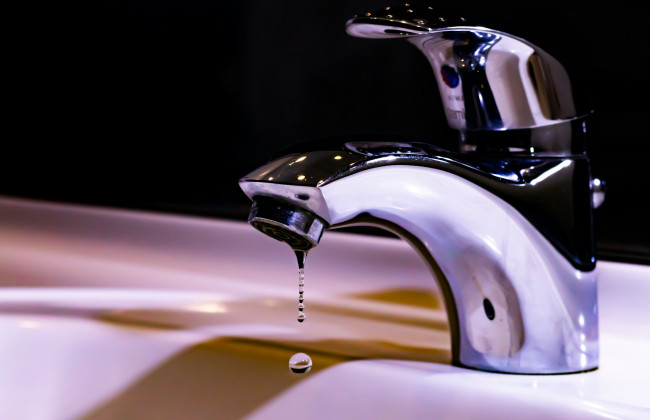 В Киеве около 220 жилых домов будут без теплоснабжения и горячей воды сутки