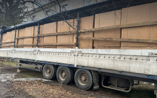 Працівники БЕБ у Чернівцях вилучили 11 тонн контрафактного тютюну