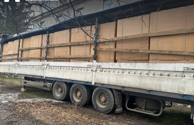 Сотрудники БЭБ в Черновцах изъяли 11 тонн контрафактного табака