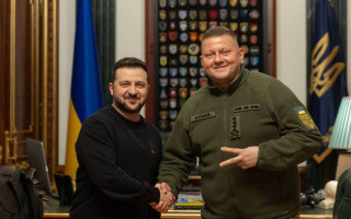 Зеленський пояснив, чому відправив Залужного у відставку