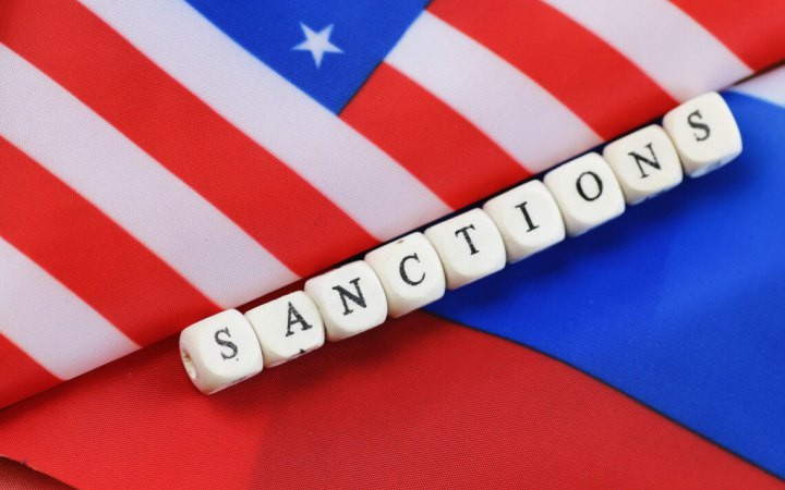 США введут санкции против более 500 объектов россии
