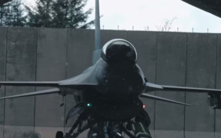 Зеленський показав кадри навчань українських пілотів на F-16, відео