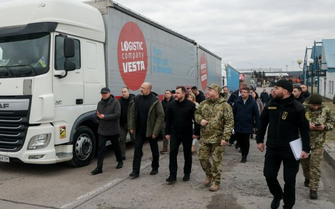 Украина предложила Польше план деблокады границы: Денис Шмыгаль назвал 5 шагов