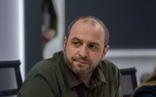 Рустем Умєров повідомив, що половина зброї від західних партнерів не постачається в Україну вчасно