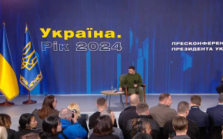 Навесні влада України вирішить, чи буде скорочувати міністерства, – Зеленський