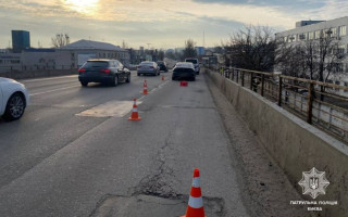 У Києві через ДТП ускладнено рух транспорту на одній із вулиць