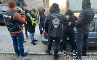 На Буковині затримали банду перевізників ухилянтів за кордон