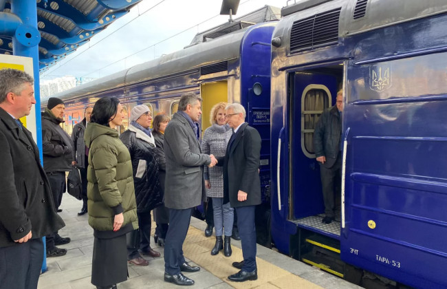 Болгарский премьер прибыл в Киев