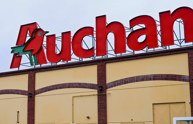 Auchan в марте закроет магазины в Запорожье и Кривом Роге