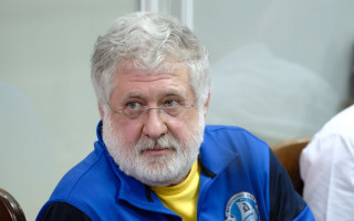 Суд залишив Ігоря Коломойського під вартою до 25 квітня, але зменшив розмір застави