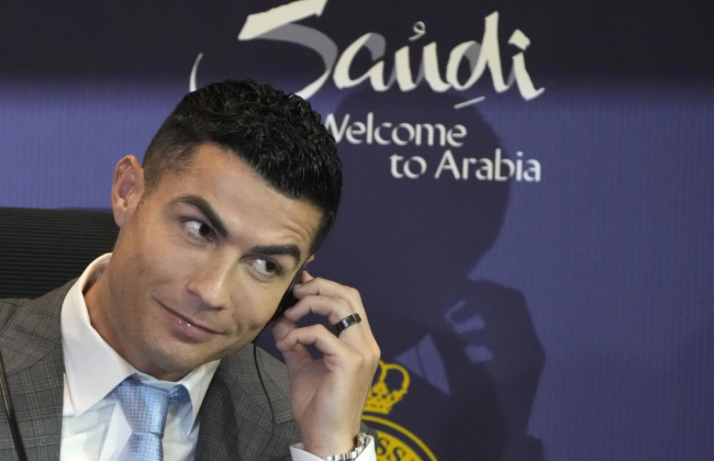 Криштиану Роналду дисквалифицировали на один матч из-за жеста в игре чемпионата Саудовской Аравии