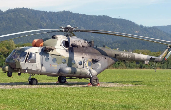 Новоизбранный президент Аргентины передал Украине два военных вертолета, – СМИ