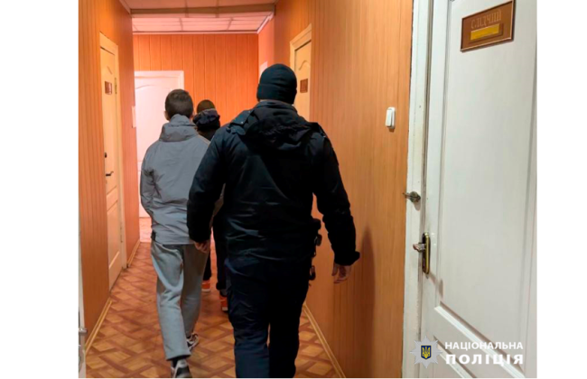 На Харьковщине арестовали на 60 суток трех подростков – их подозревают в убийстве мужчины