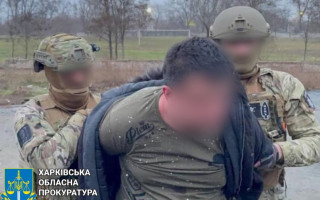 Блогер, який плюнув в обличчя патрульному у Харкові, отримав вирок суду