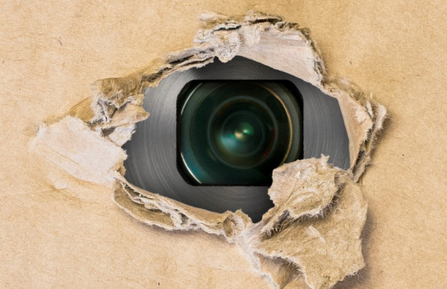 В кабинете судьи нашли скрытую камеру и микрофон: зафиксирован очередной неприятный инцидент