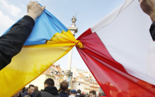 Польша планирует сократить льготы для украинских беженцев