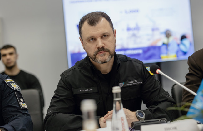 Боевое оружие нужно будет сдать – Игорь Клименко рассказал, что будет предусматривать законодательство об оружии