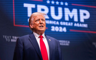 Дональд Трамп победил на республиканских кокусах в трех штатах