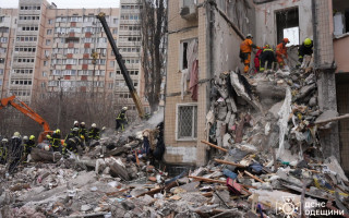 В Одессе завершили поисково-спасательную операцию после удара по дому: 12 человек погибли, среди них 5 — дети