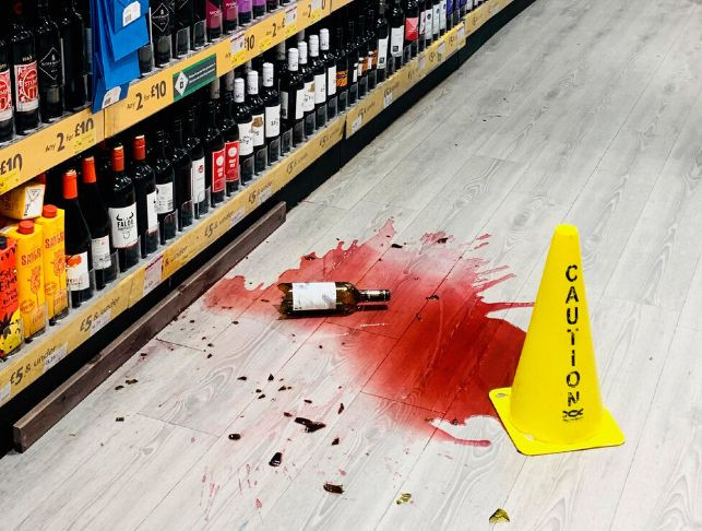 Случайно повредили товар в магазине: на чьей стороне закон