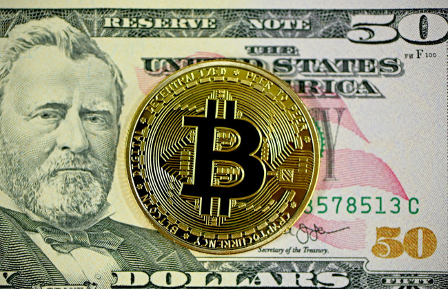 Биткоин достиг двухлетнего максимума – превысил $65 000