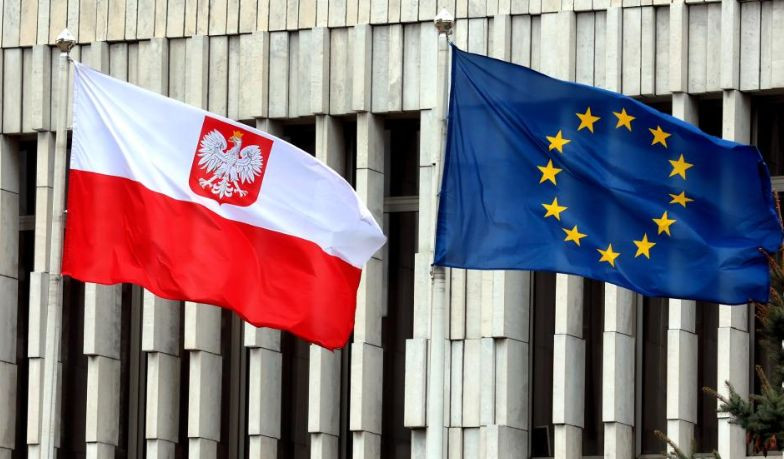 Польша ведет неофициальные переговоры с ЕС по поводу уступок для фермеров