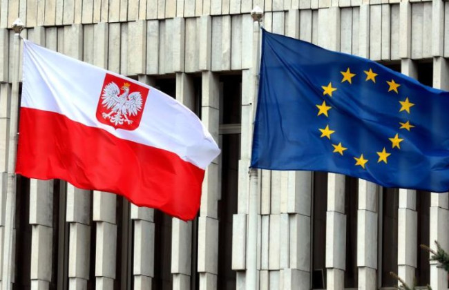Польша ведет неофициальные переговоры с ЕС по поводу уступок для фермеров
