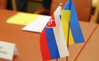 Словакия еще на год продлила действие временной защиты для украинцев